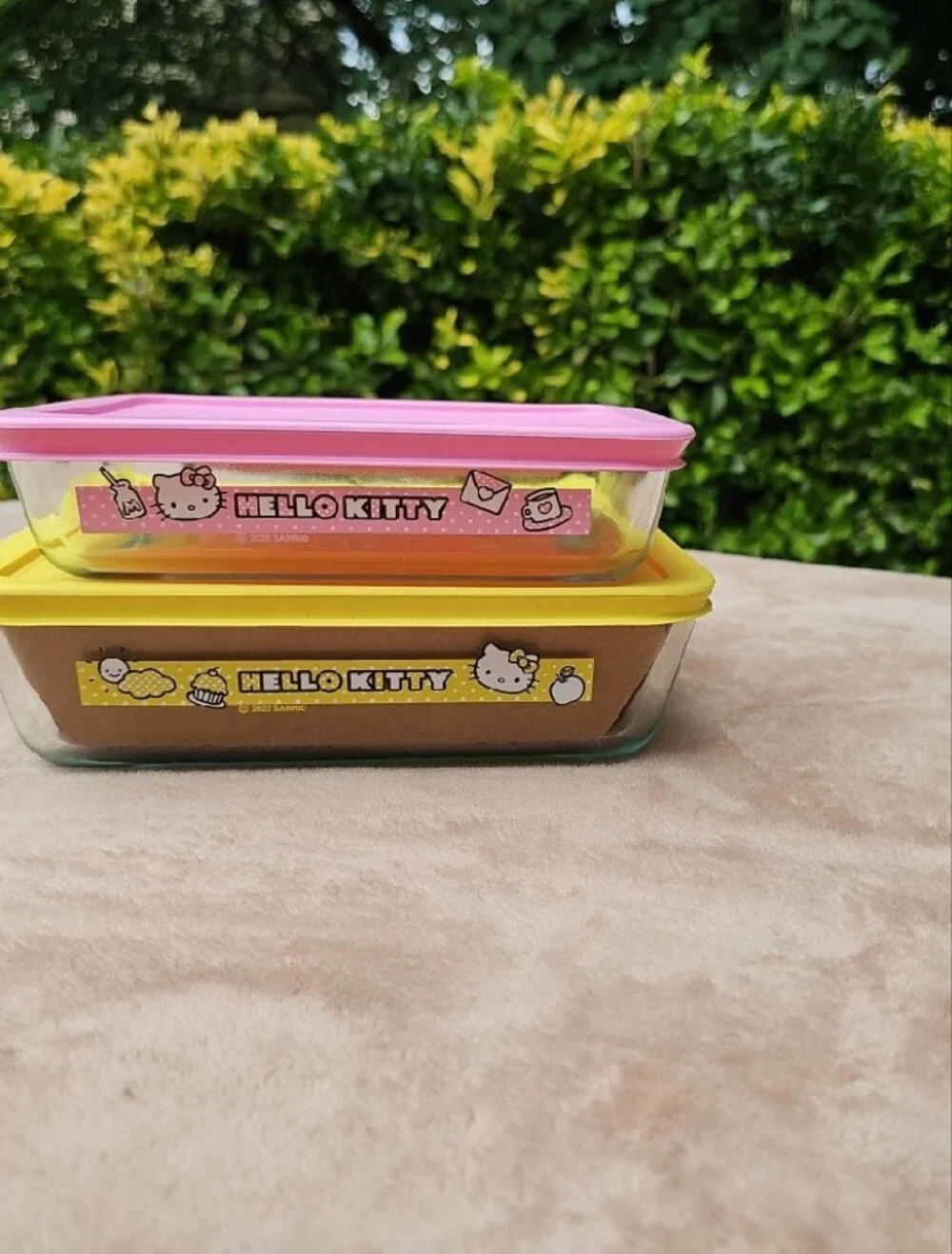 Hello Kitty Pyrex Glass Storage Set with Pink and Yellow Lids
